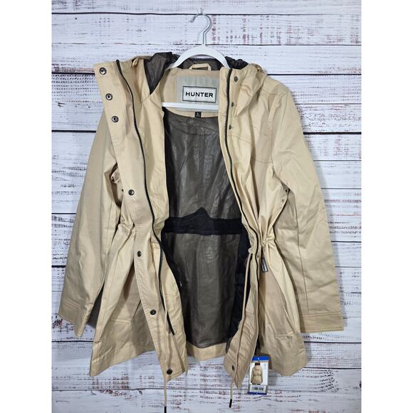Hunter Women's Beige Hooded Utility Rain Jacket Cinched Wasit Mesh Lined Large - Picture 2 of 7